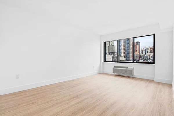 Rented by Greystar | media 14