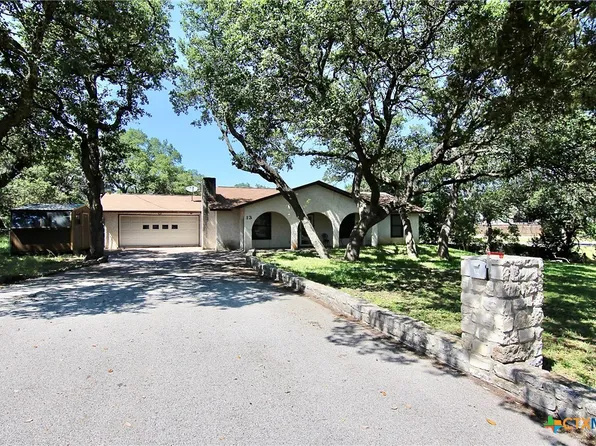 13 Port Ln, Morgans Pt Resort, TX 76513