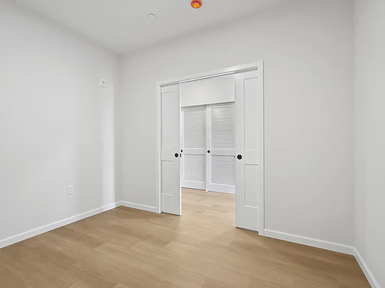 Hogum Bay Apartments — Photo 19