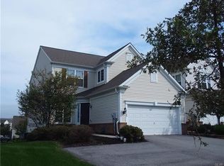 8705 Mayfair Ct, Breinigsville, PA 18031