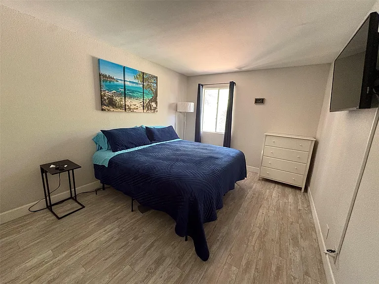 553 Demarett Dr — Photo 10