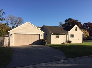 1144 Park Ave, Winthrop Harbor, IL