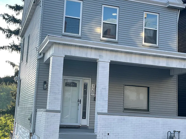 720 Southern Ave — Photo 11