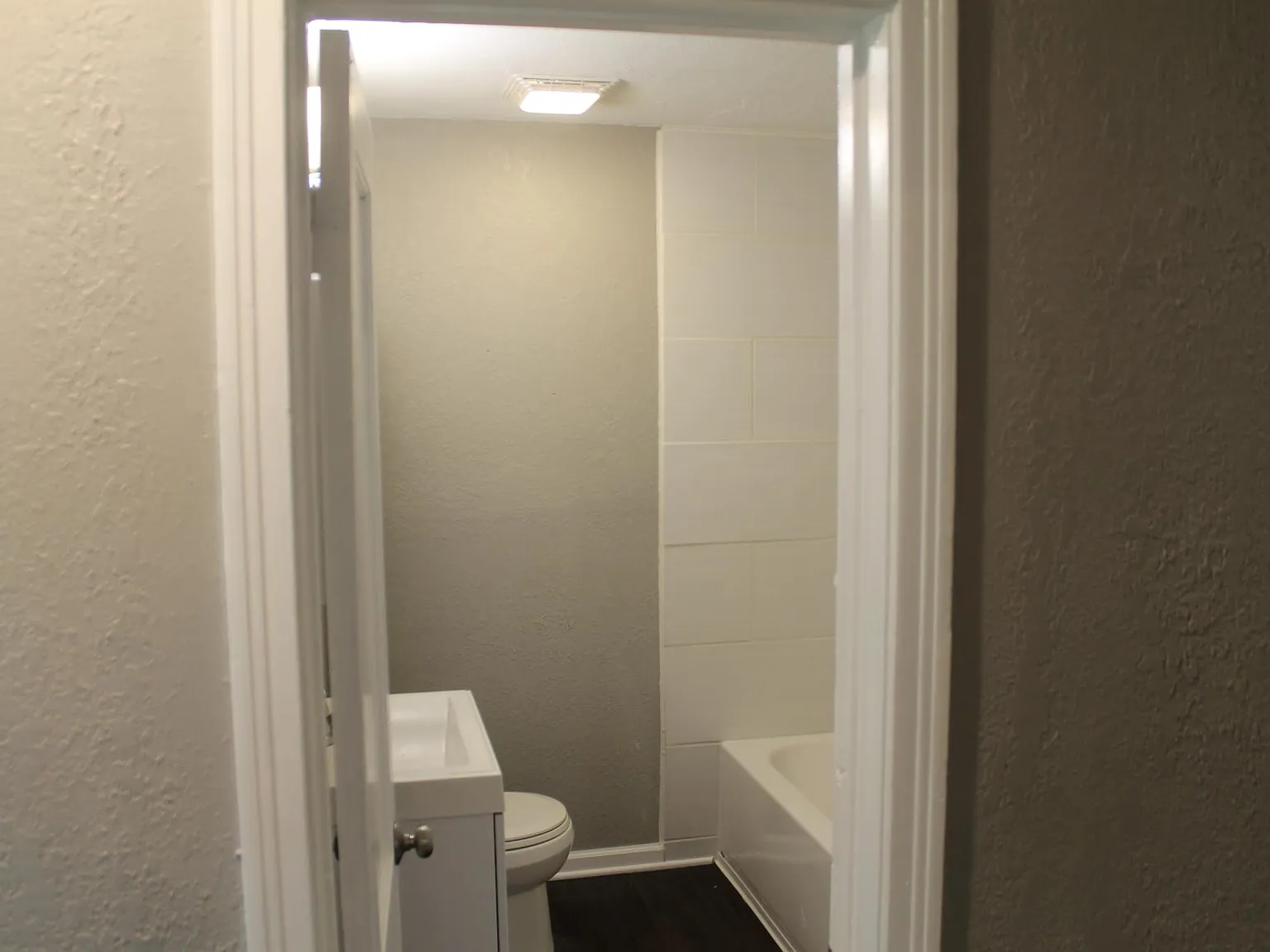 4 bed, 1456 sqft, $1,600 — Photo 2