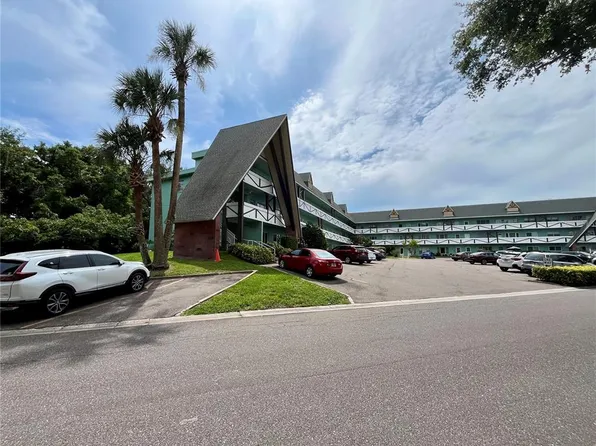 2042 Australia Way W APT 58, Clearwater, FL 33763