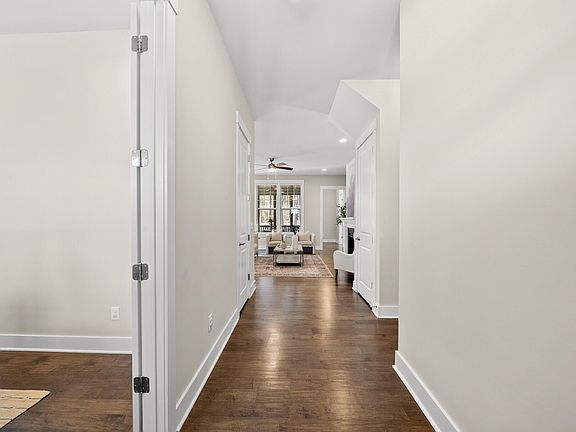 4th image of 1221 Barley Stone Way
