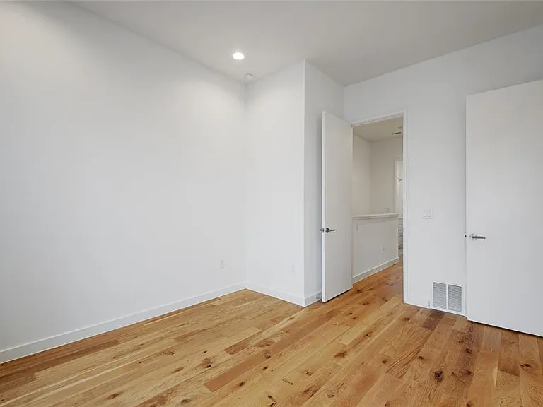 6020 Springdale Rd #3 — Photo 16
