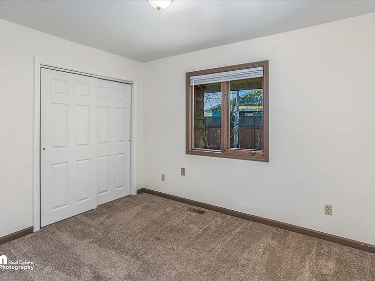 876 N Wesglenn Cir — Photo 11