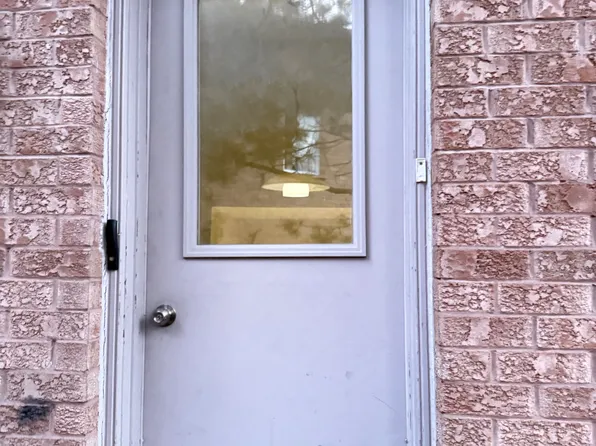 28 Heatherbank Trl #Basement, Toronto, ON M1B 5M6