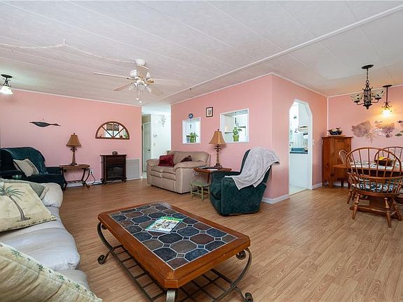 4th image of 1292 Seagull Dr