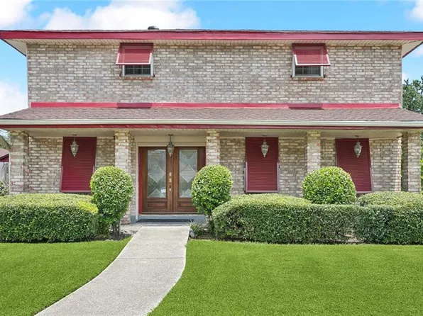 10 Maurepas Ct, Kenner, LA 70065