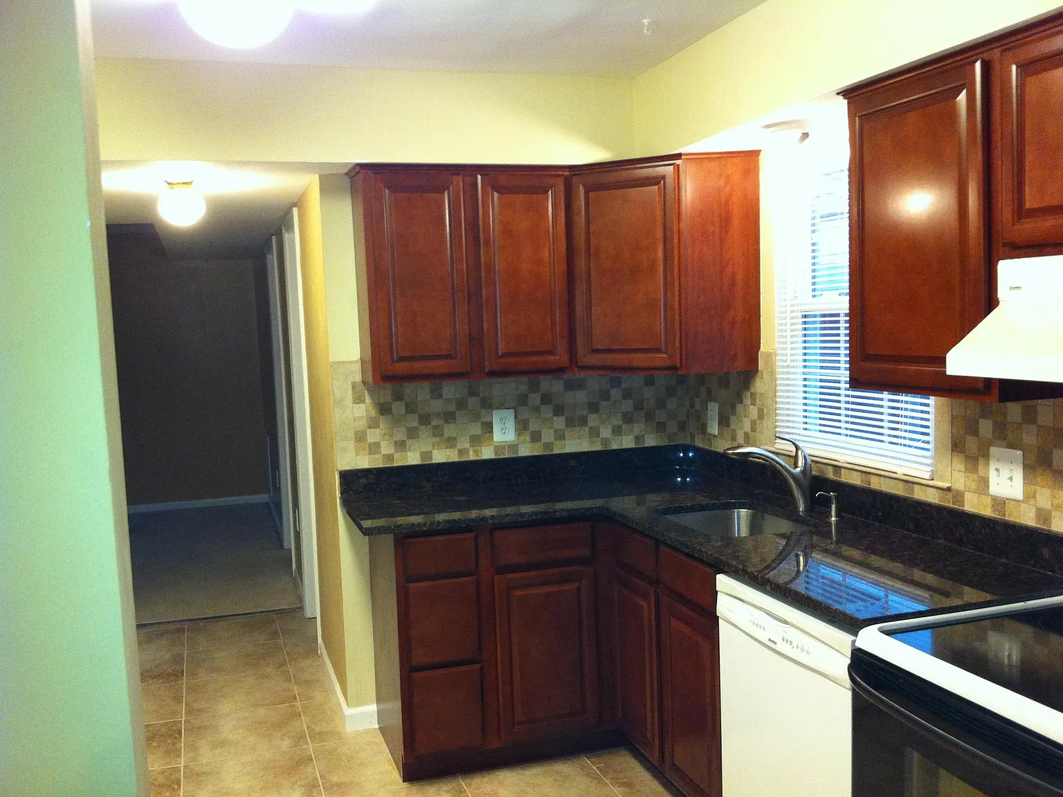 7218 Belinger Ct — Photo 3