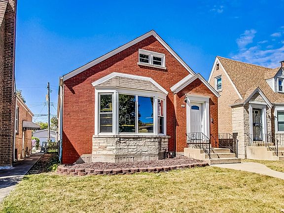 2nd image of 3532 N Newcastle Ave