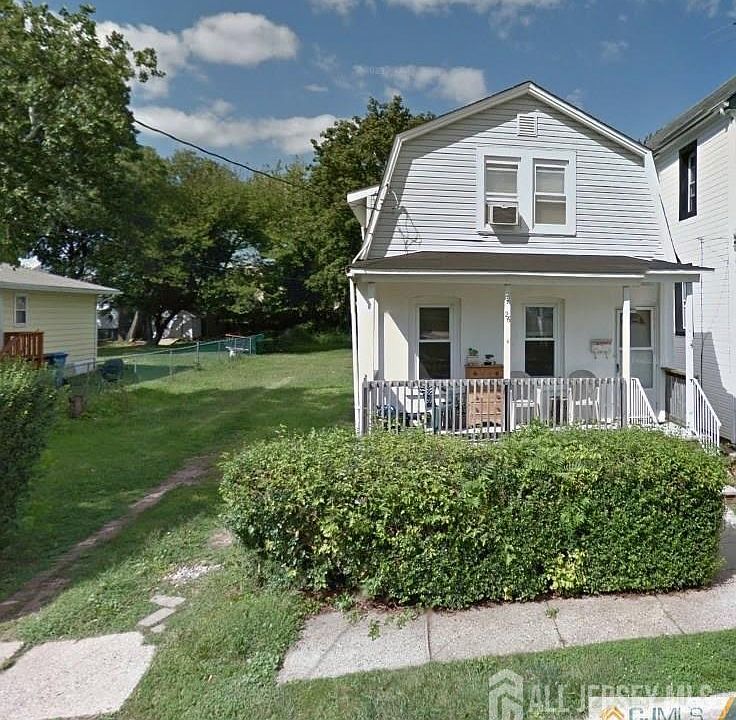 1st image of 26 Howard St