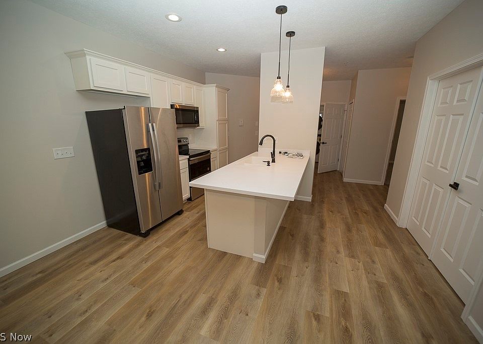 5547 Beavercrest Dr Lorain, OH, 44053 - Apartments for Rent | Zillow