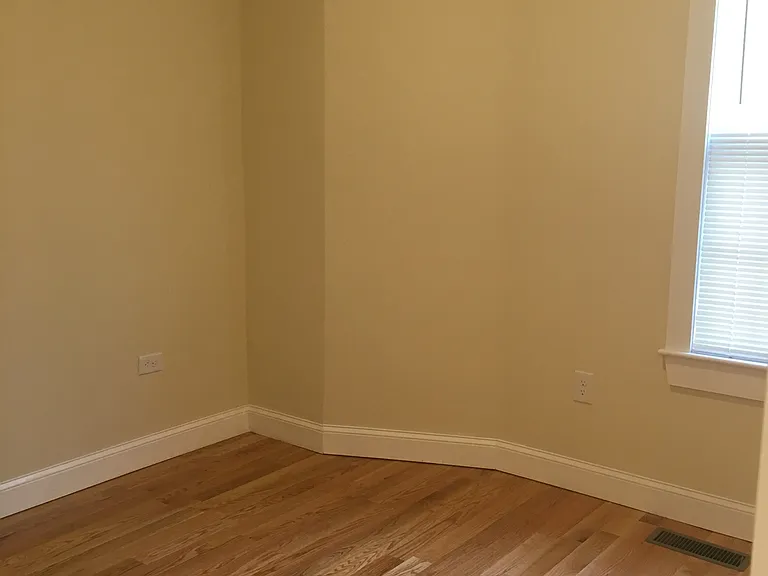 73 Varney St #73 — Photo 5