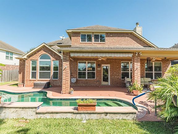 2nd image of 2608 Rose Bay Dr