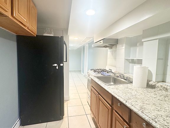 4th image of 63-88 Wetherole St Floor 1