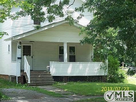 1st image of 141 Kingman Ave E