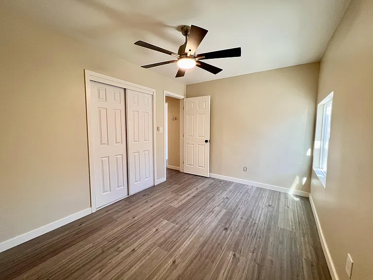 Bedroom (1)