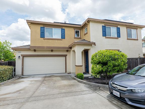 2nd image of 792 Embassy Cir