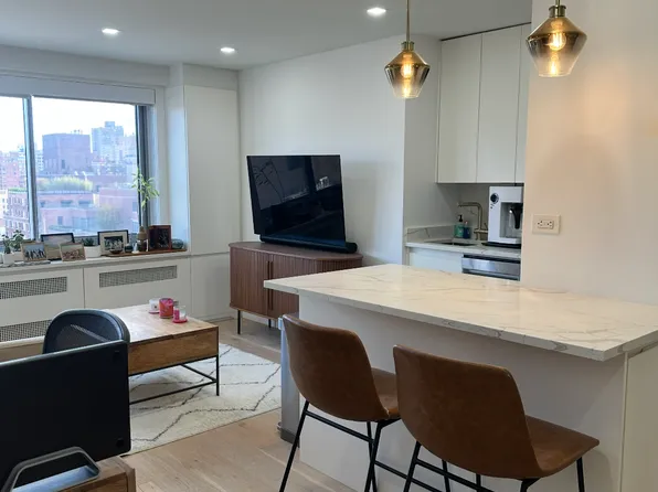 175 West 12th Street image 5 of 9