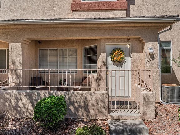 3rd image of 1112 Dusty Creek St #0