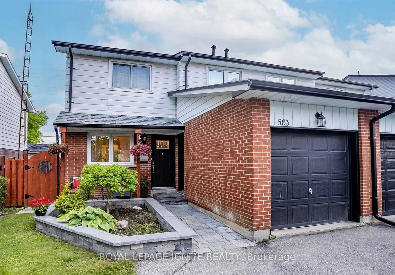 4 bed, $3,100 — Photo 1