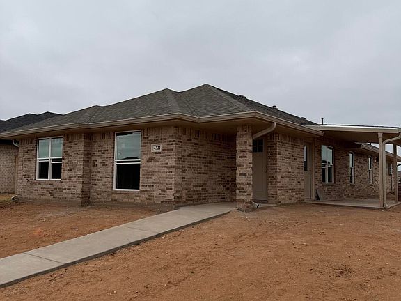 2nd image of 4321 Rimrock Cir