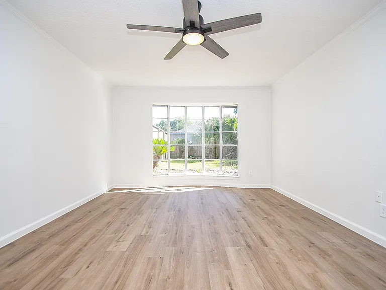 7703 Braesridge Ct — Photo 17