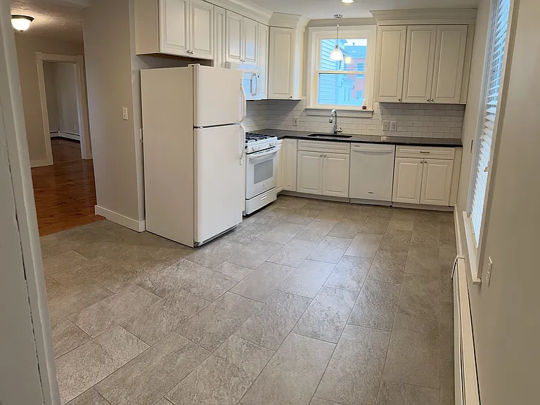 3 Central St #1 — Photo 2