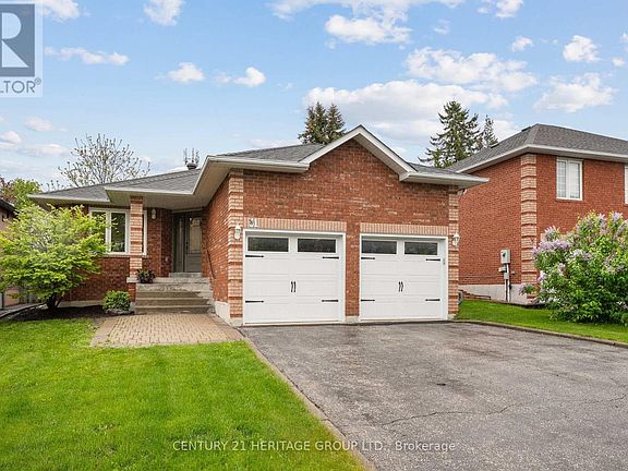 3rd image of 31 Fox Run Ln