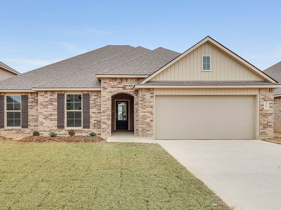1st image of 138 Hill View Dr
