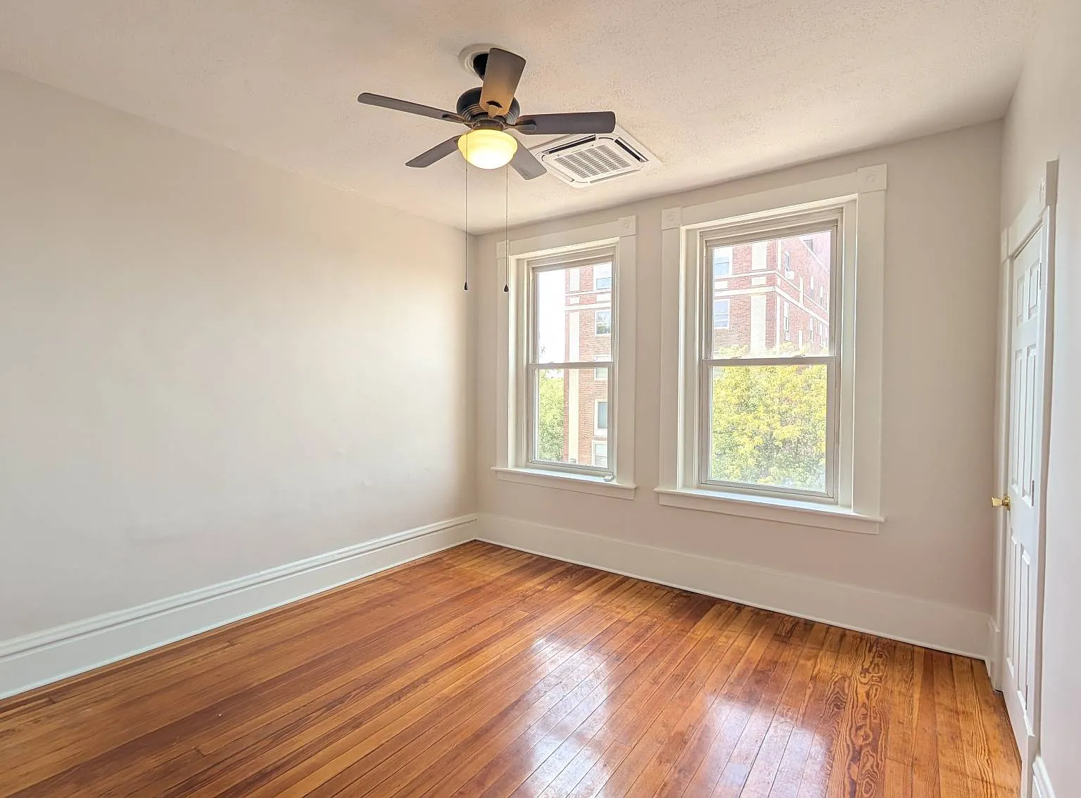 128 North Broad Street - 4 — Photo 2