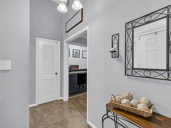 4th image of 120 Woodland Way