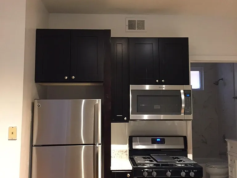 3110 N Racine Ave #1R — Photo 12