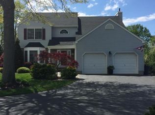 67 Brady Rd, Shrewsbury, NJ 07702