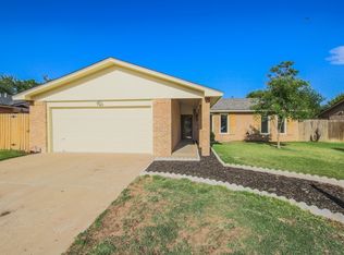 8213 Louisville Ave, Lubbock, TX 79423