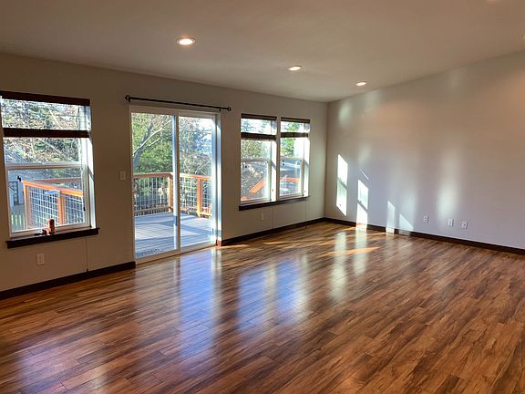 5th image of 1286 Halsey Dr