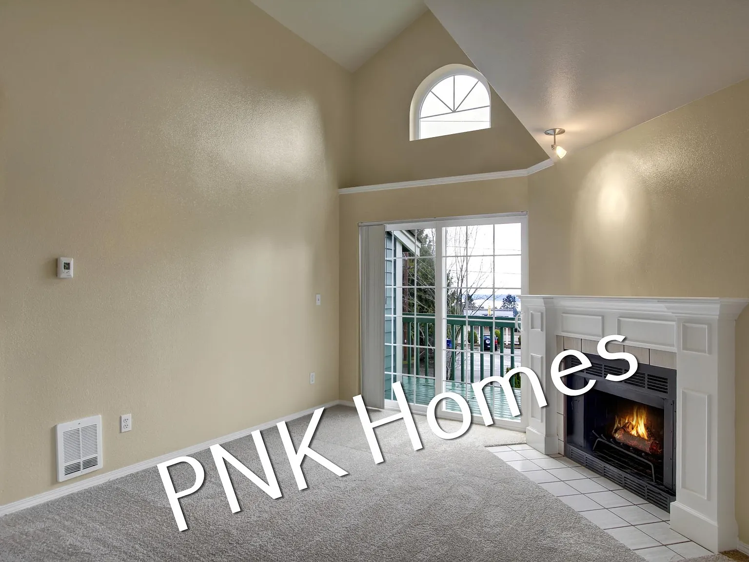 2 bed, 700 sqft, $1,650 — Photo 1