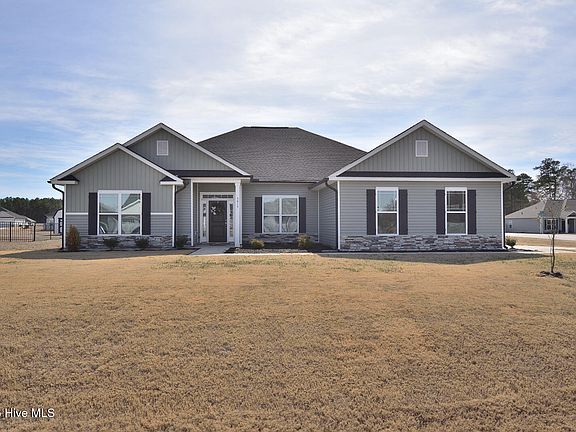 2nd image of 5015 Holly Hill Court