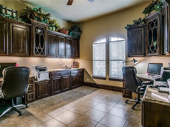 5th image of 119 Red Bud Dr