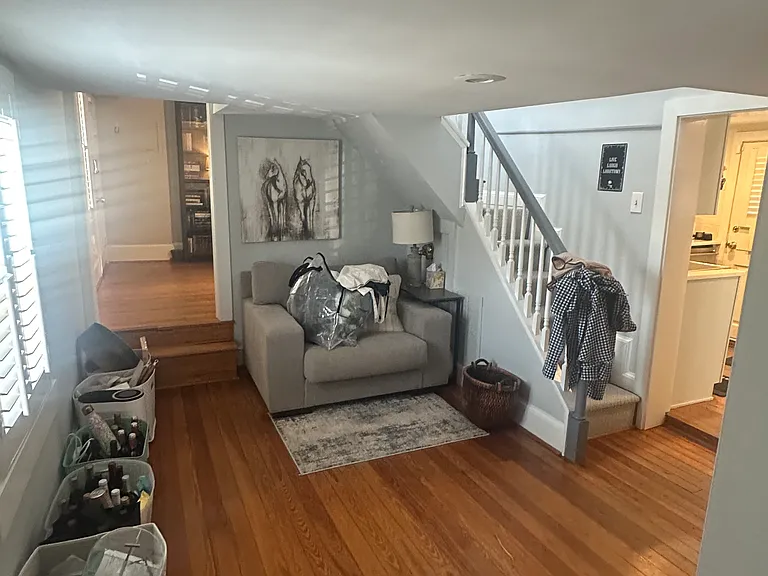 205 E Marshall St — Photo 9