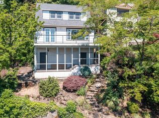 1952 SW Mill Street Ter, Portland, OR 97201