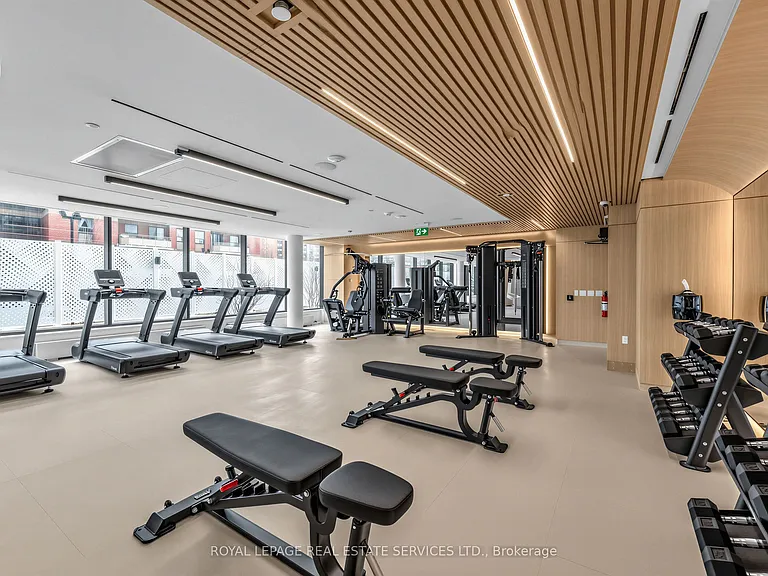 1 Fairview Rd E #2202 — Photo 32