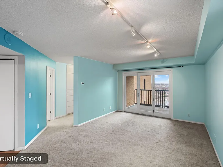 20 2nd St NE #P1902 — Photo 1