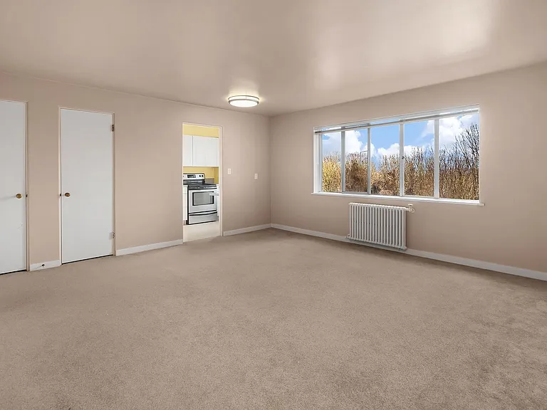 1800 Taylor Ave N #112 — Photo 6