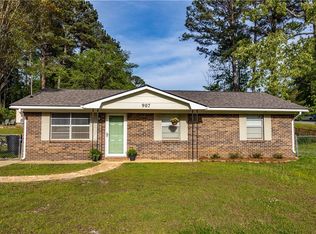907 Veterans Pkwy, Opelika, AL 36801