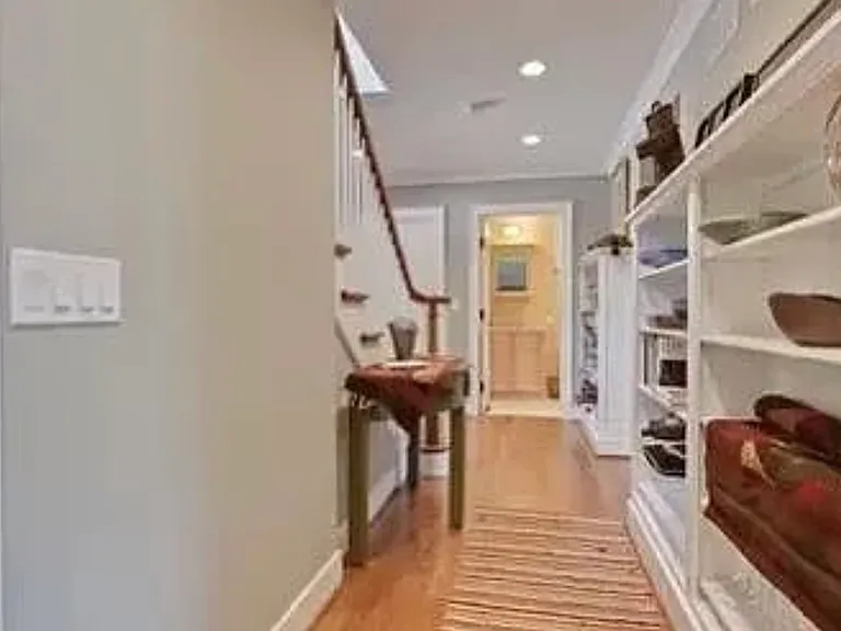 916 Driscoll Ct — Photo 12
