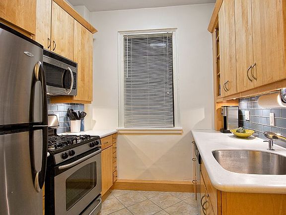 Stainless steel appliances and dishwasher